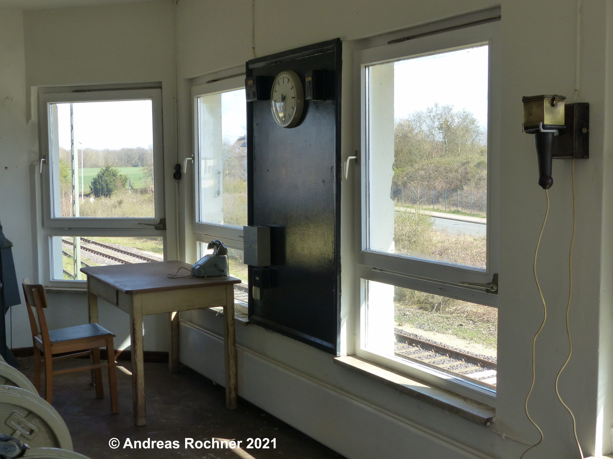 Einrichtung des Stellwerks nach erfolgter Technikrestaurierung im Stellwerk Sn